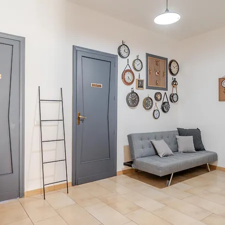 Sicily O'clock House Apartman