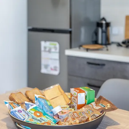 Sicily O'clock House